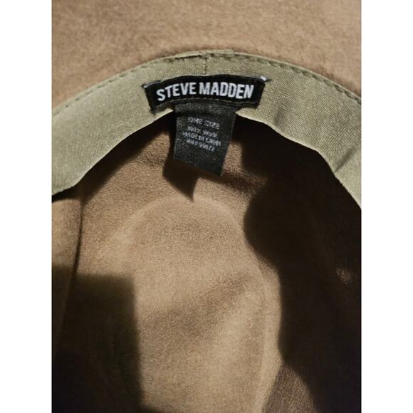 NWT Steve Madden Olive Green Hat With Gold Chain Accent - Picture 5 of 5